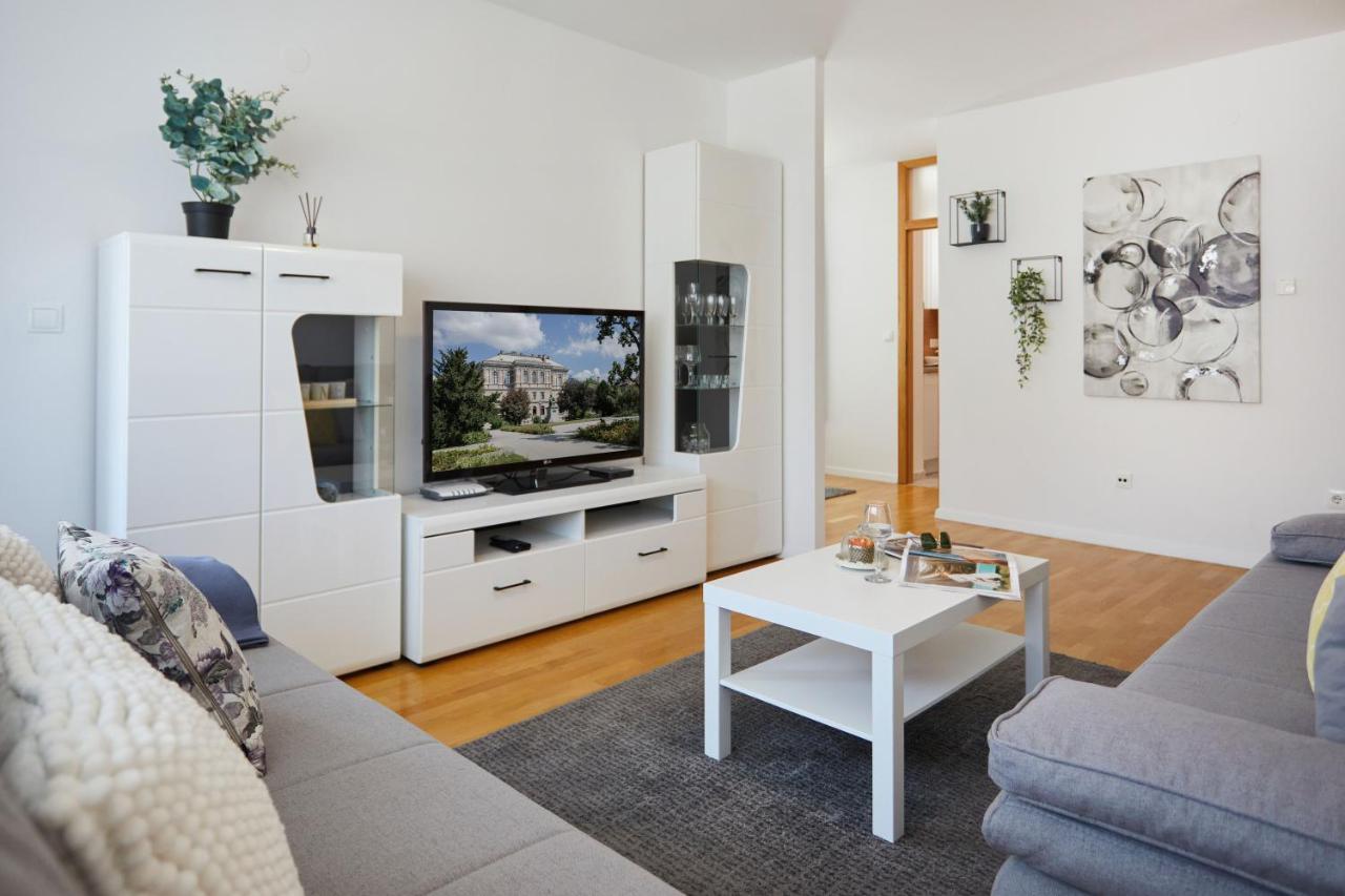 Spacious 2Bdr Apartment Near Business District Zagrzeb Zewnętrze zdjęcie